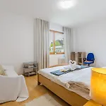 Semesterbostad Grand Forest Escape