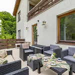 Grand Forest Escape Semesterbostad *