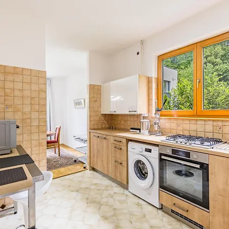 Grand Forest Escape * براتسيلافا