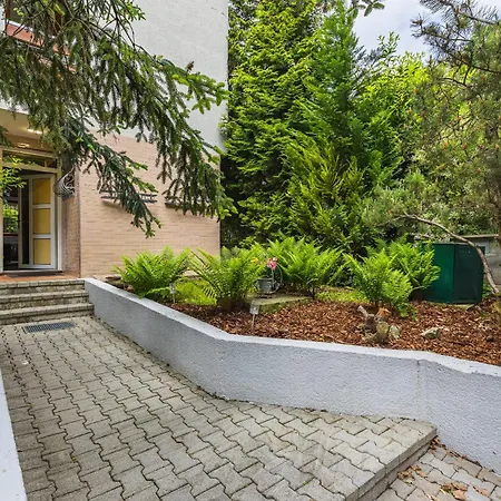 Grand Forest Escape بيت للعطل